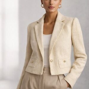 Chic Cream Women's Blazer